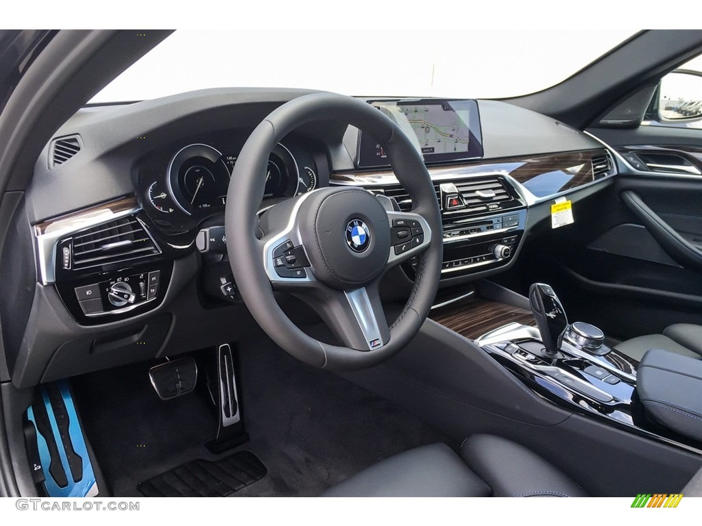 2018 5 Series 530e iPerfomance Sedan - Carbon Black Metallic / Black photo #5