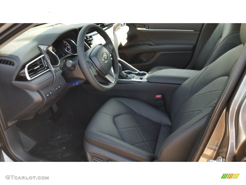 2018 Camry XLE - Predawn Gray Mica / Black photo #3