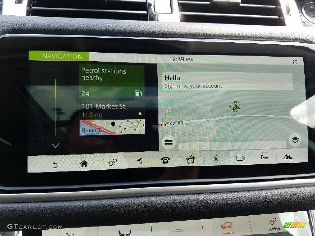 2018 Land Rover Range Rover Sport HSE Navigation Photos