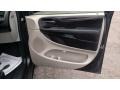 Maximum Steel Metallic - Grand Caravan SE Photo No. 31