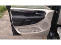 Maximum Steel Metallic - Grand Caravan SE Photo No. 35