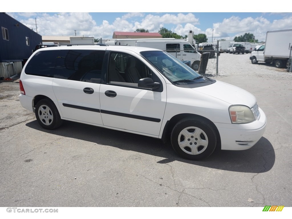 2005 Freestar SE - Vibrant White / Flint Grey photo #5