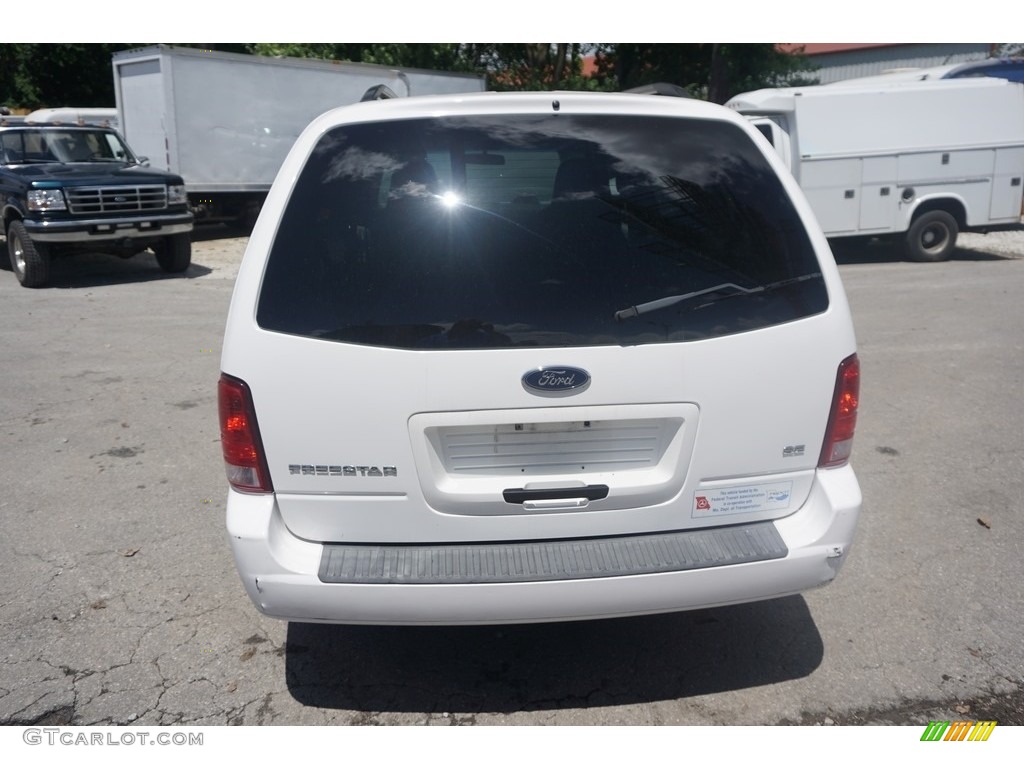 2005 Freestar SE - Vibrant White / Flint Grey photo #19