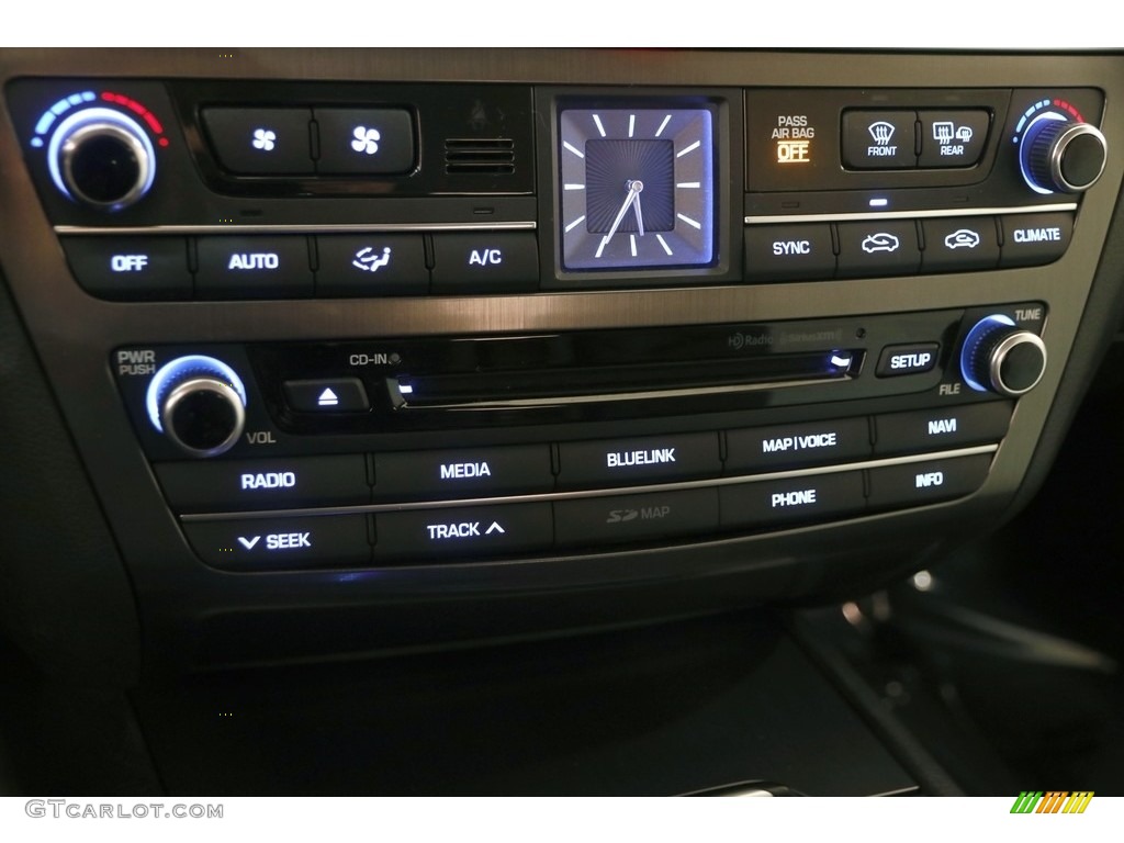 2015 Genesis 3.8 Sedan - Parisian Gray / Black photo #17