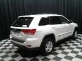 Stone White - Grand Cherokee Laredo Photo No. 6
