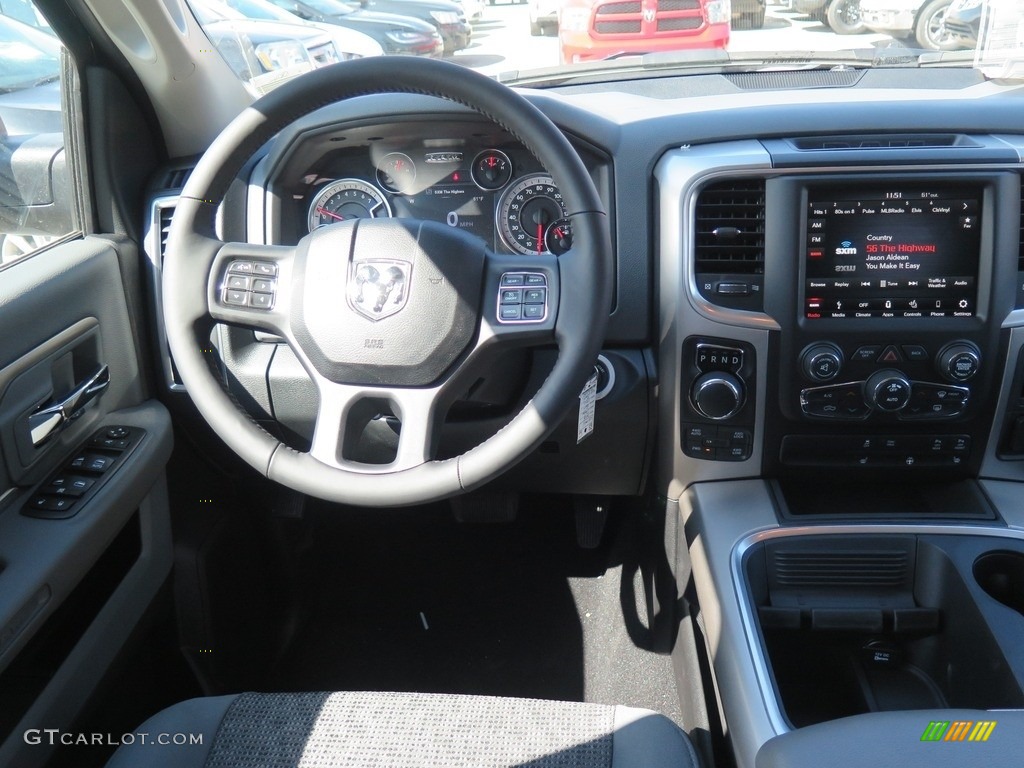 2018 1500 Big Horn Crew Cab 4x4 - Brilliant Black Crystal Pearl / Black/Diesel Gray photo #12