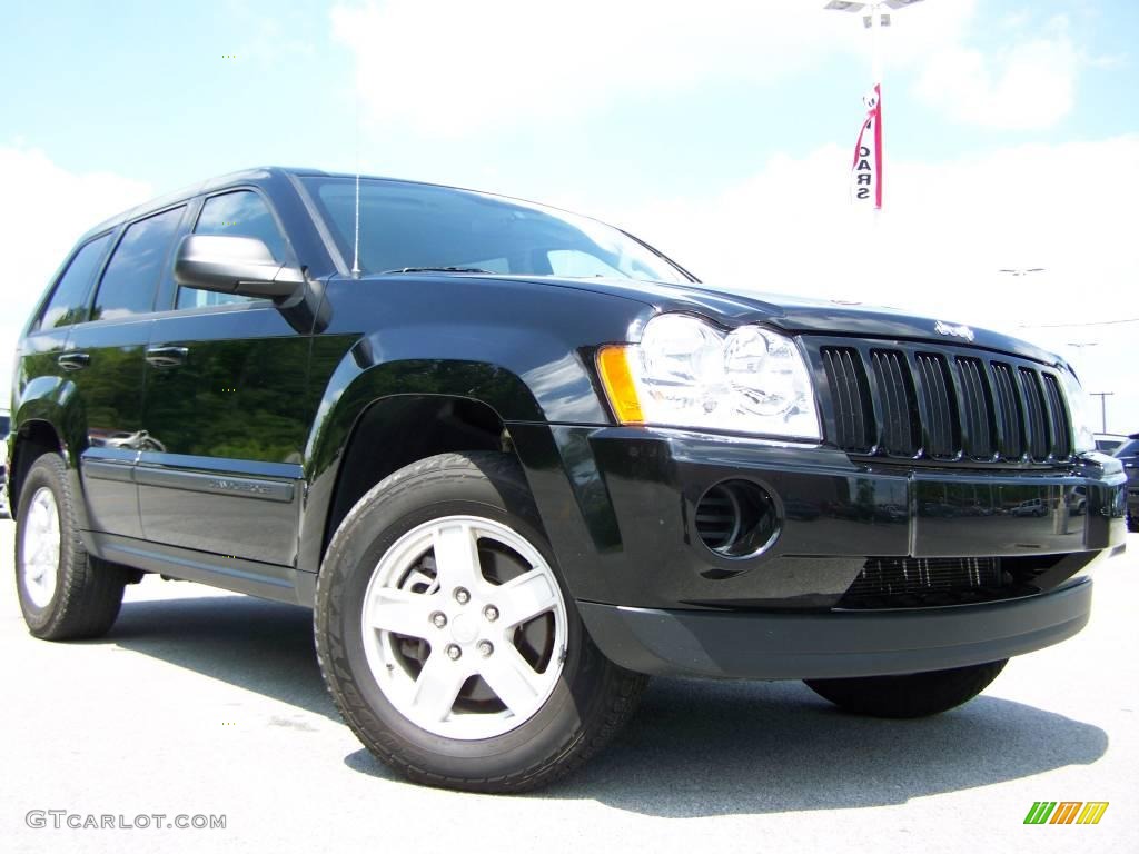 Black Jeep Grand Cherokee