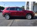 Velvet Red Pearl - Cherokee Latitude Photo No. 10