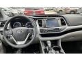 Blizzard White Pearl - Highlander XLE AWD Photo No. 5