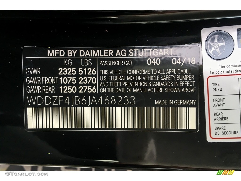2018 E 300 Sedan - Black / Black photo #11