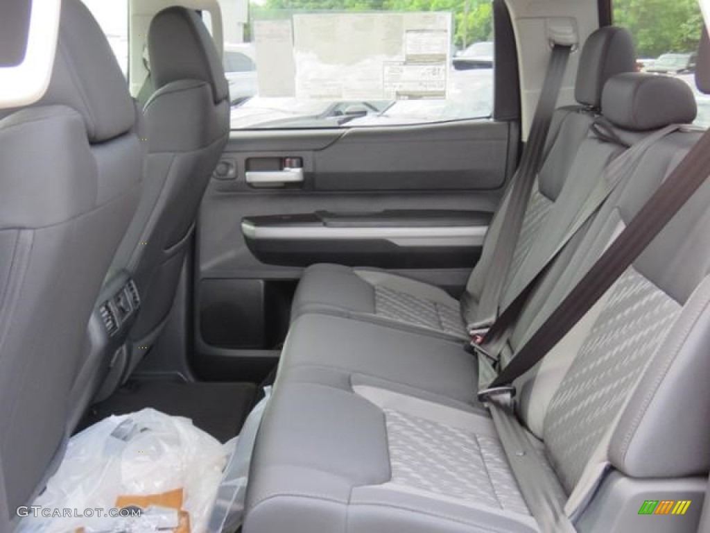 2018 Tundra SR5 CrewMax 4x4 - Inferno Orange / Graphite photo #6