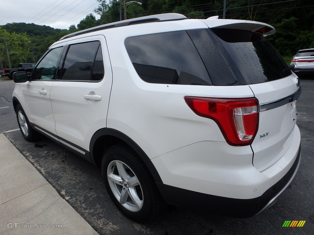 2017 Explorer XLT 4WD - White Platinum / Medium Light Camel photo #5