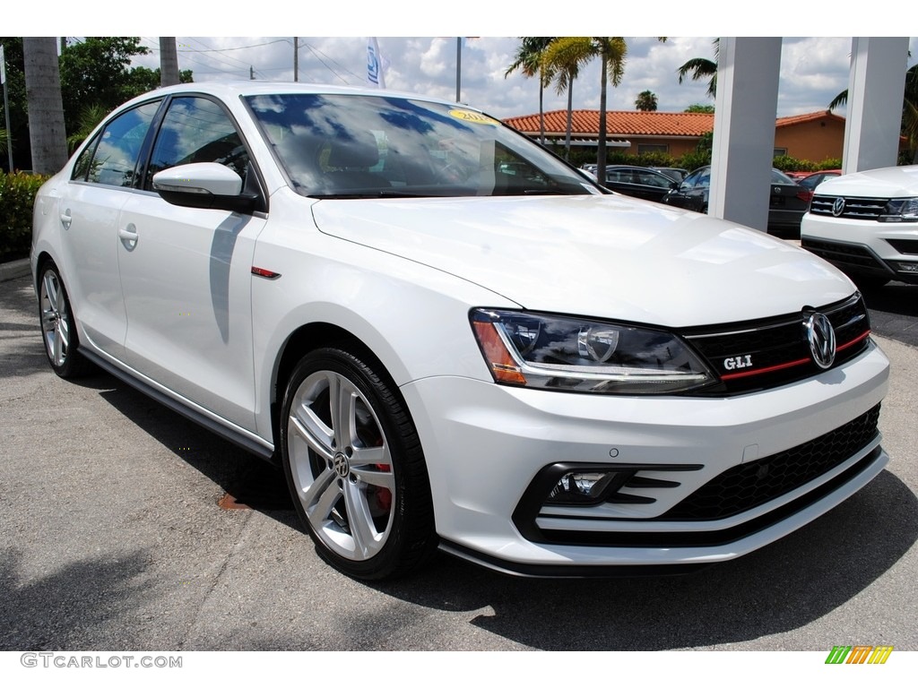 2018 Volkswagen Jetta GLI Exterior Photos