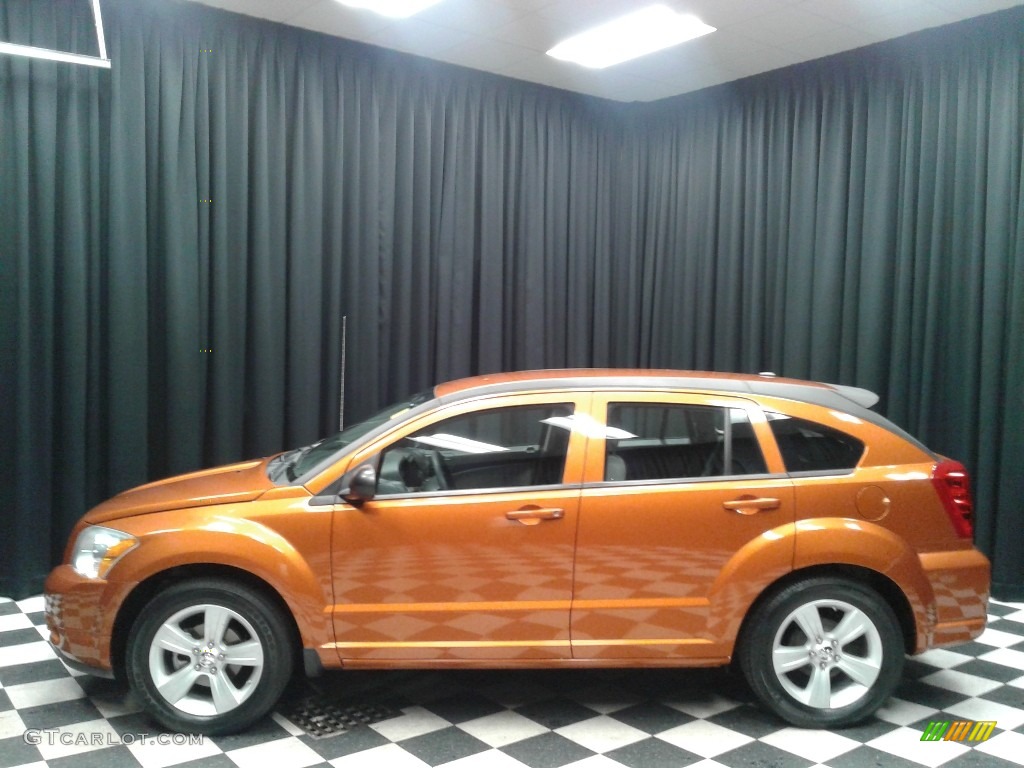2011 Caliber Mainstreet - Mango Tango Pearl / Dark Slate/Medium Graystone photo #1