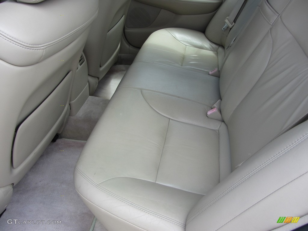 2003 ES 300 - Crystal White / Ivory photo #16