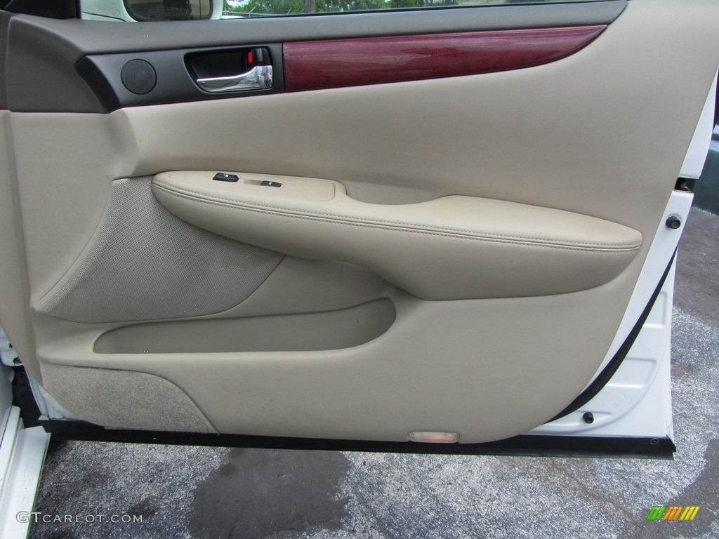 2003 ES 300 - Crystal White / Ivory photo #17