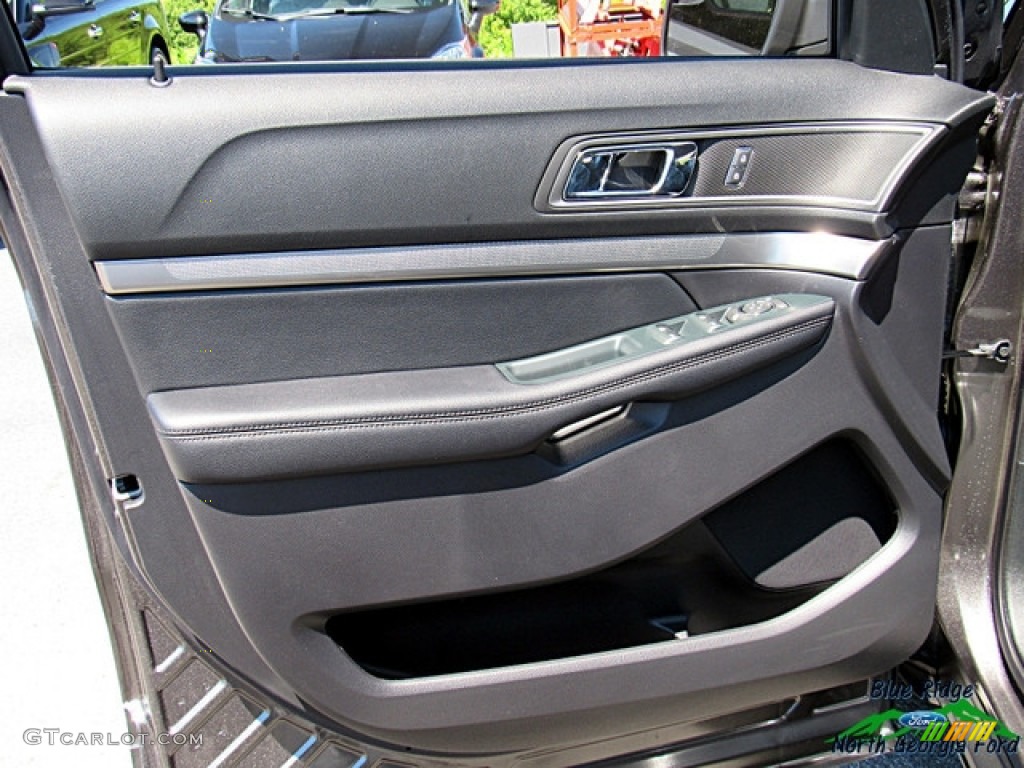2018 Explorer XLT - Magnetic Metallic / Ebony Black photo #25