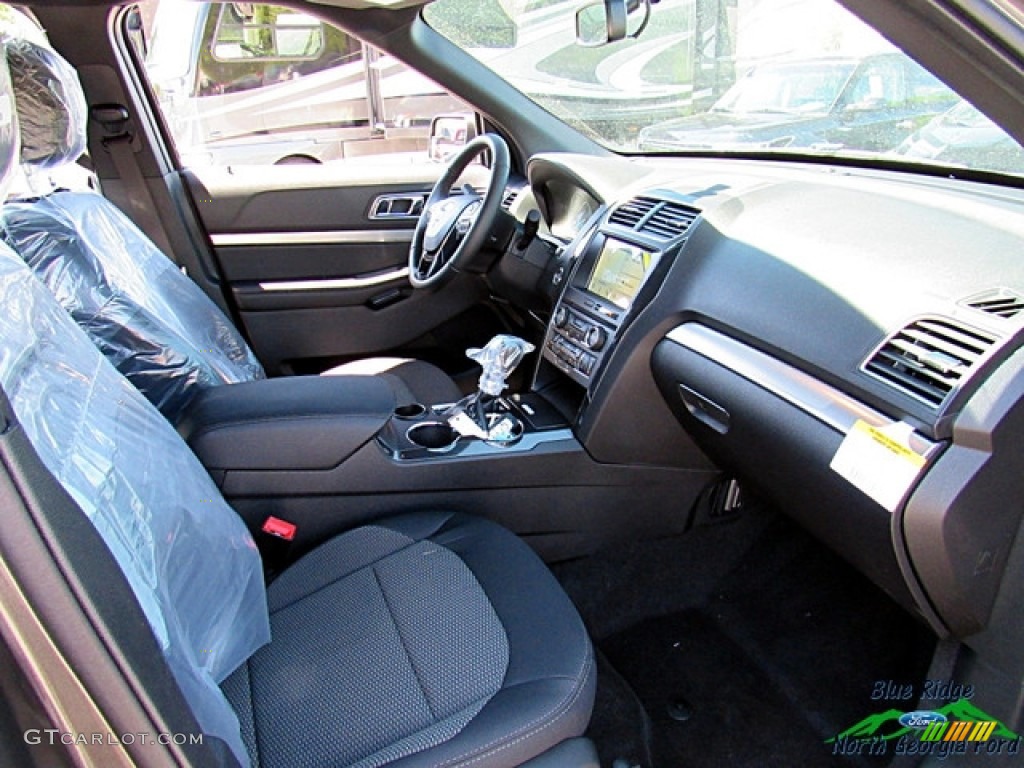 2018 Explorer XLT - Magnetic Metallic / Ebony Black photo #27