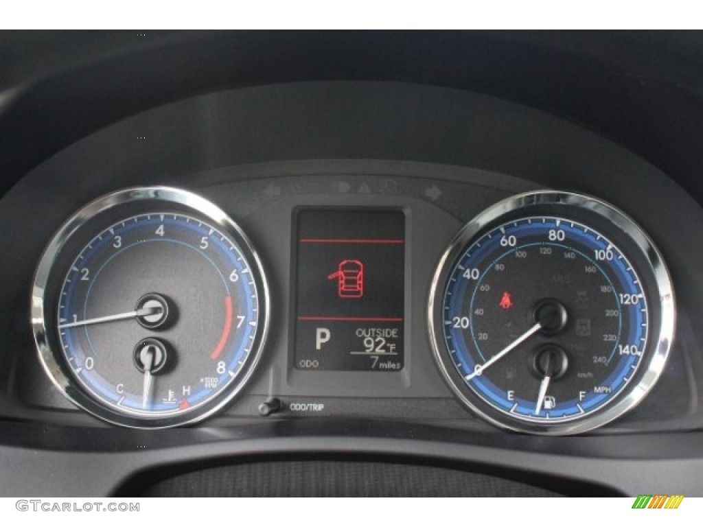 2019 Toyota Corolla LE Gauges Photo #127897470