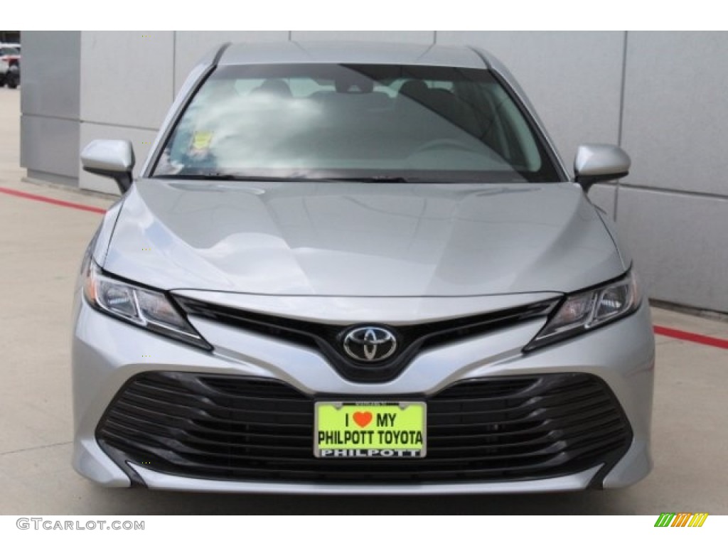 2018 Camry LE - Celestial Silver Metallic / Ash photo #2