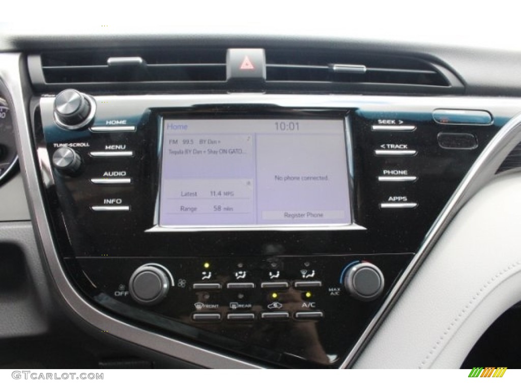 2018 Camry LE - Celestial Silver Metallic / Ash photo #16