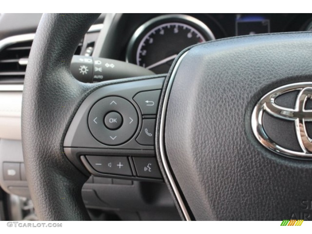 2018 Camry LE - Celestial Silver Metallic / Ash photo #18