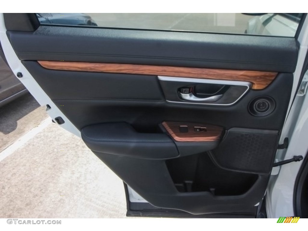 2018 CR-V Touring - White Diamond Pearl / Black photo #20