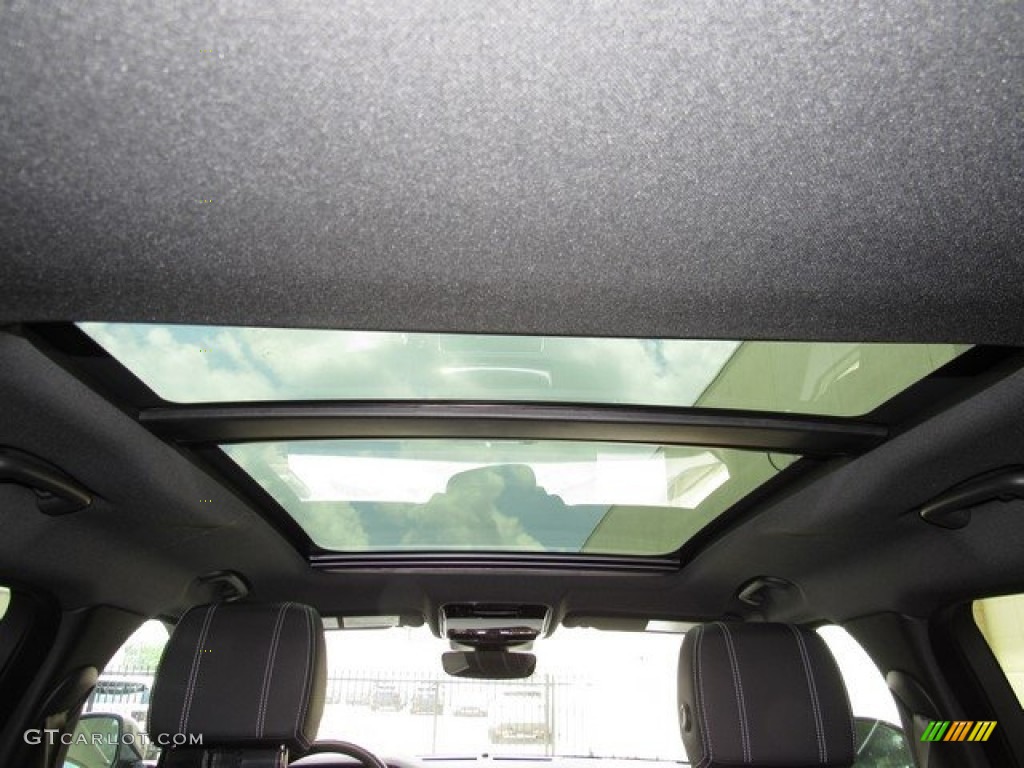 2018 Range Rover Velar R Dynamic SE - Fuji White / Ebony photo #18