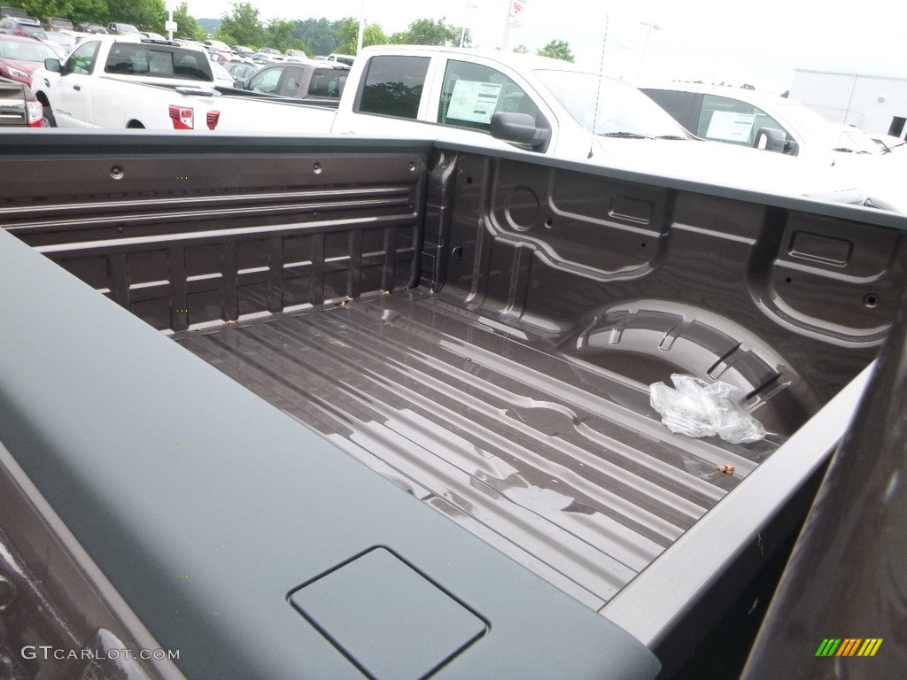 2018 Titan SV Crew Cab 4x4 - Java Metallic / Beige photo #7