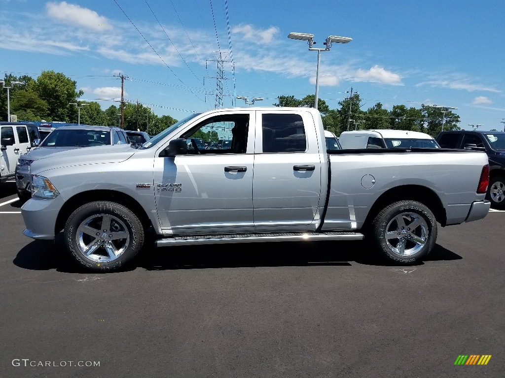 2018 1500 Express Quad Cab 4x4 - Bright Silver Metallic / Black/Diesel Gray photo #3