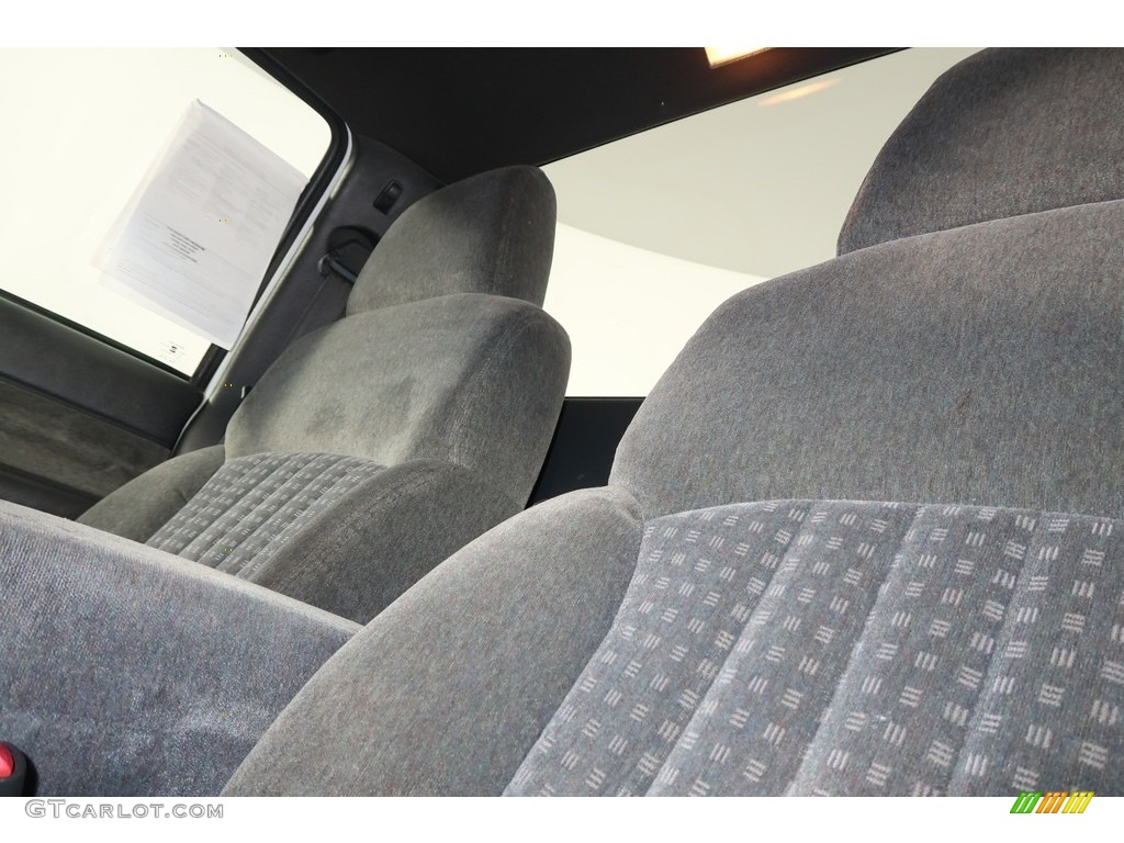 2001 S10 LS Regular Cab - Summit White / Graphite photo #17