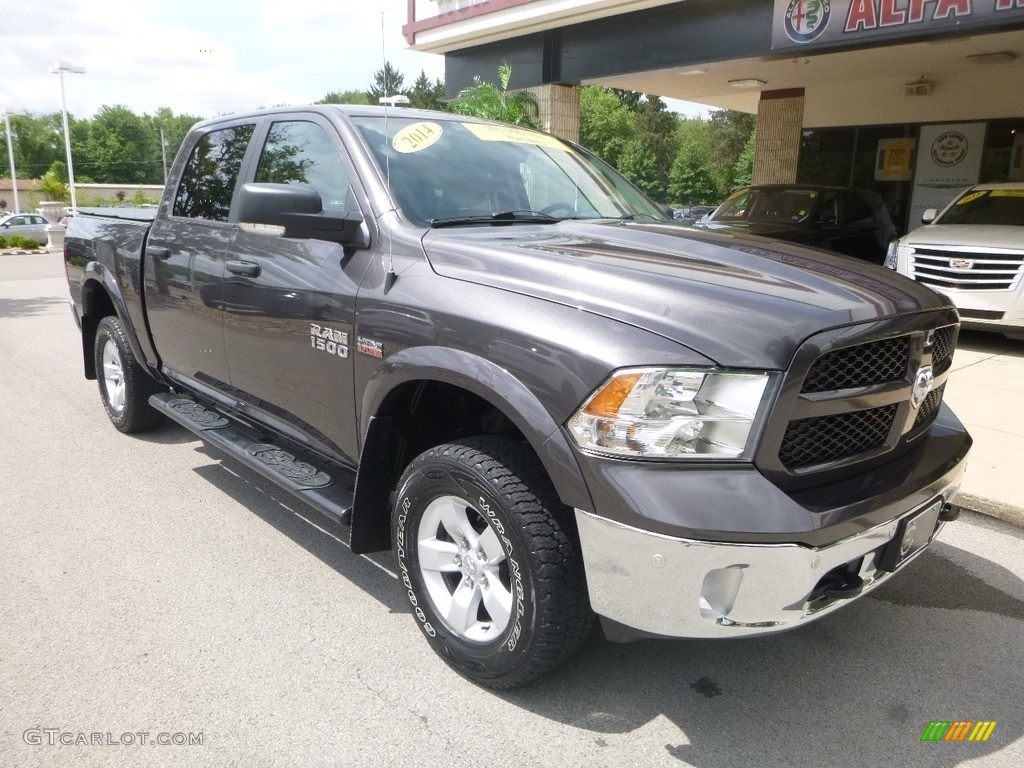 2014 1500 SLT Crew Cab 4x4 - Granite Crystal Metallic / Black/Diesel Gray photo #3