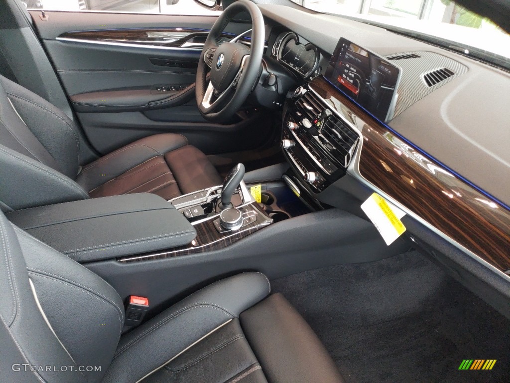 2018 5 Series 530e iPerfomance xDrive Sedan - Alpine White / Black photo #6