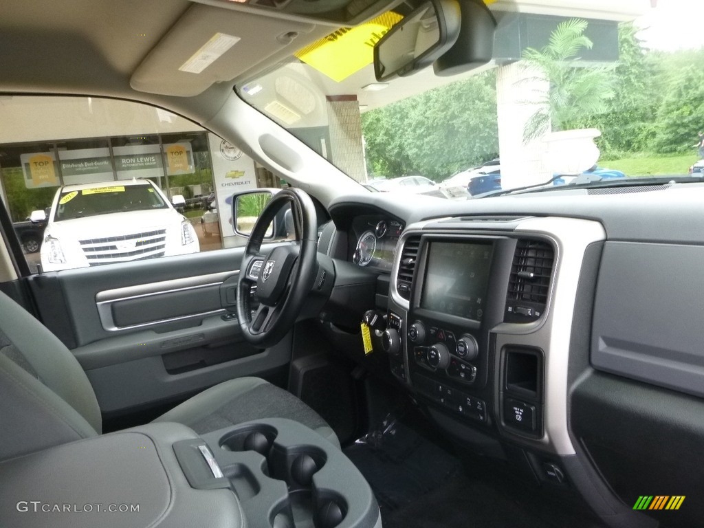 2014 1500 SLT Crew Cab 4x4 - Granite Crystal Metallic / Black/Diesel Gray photo #12