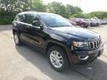 Diamond Black Crystal Pearl - Grand Cherokee Laredo 4x4 Photo No. 6