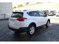 Super White - RAV4 LE Photo No. 7