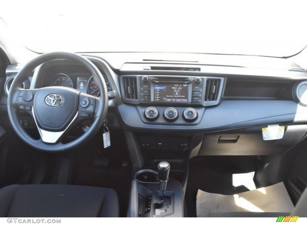 2018 RAV4 LE - Ruby Flare Pearl / Black photo #8