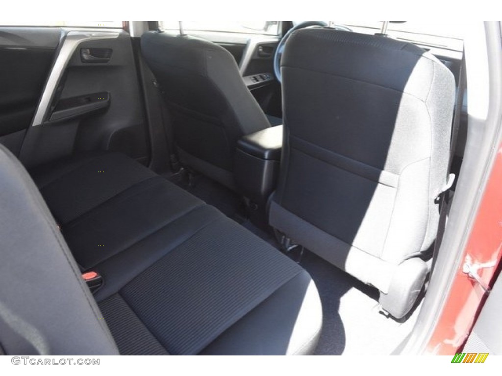 2018 RAV4 LE - Ruby Flare Pearl / Black photo #16