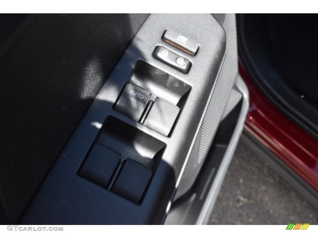 2018 RAV4 LE - Ruby Flare Pearl / Black photo #23