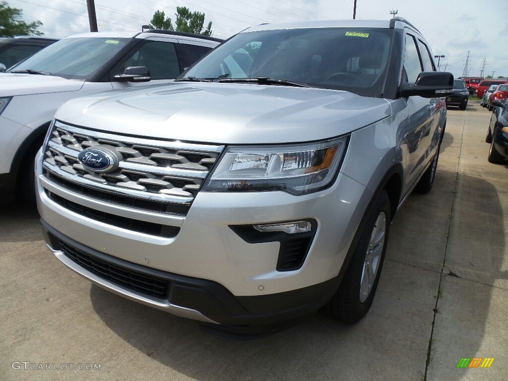 2018 Explorer XLT 4WD - Ingot Silver / Ebony Black photo #1