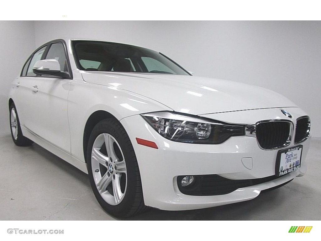 2015 3 Series 320i xDrive Sedan - Alpine White / Venetian Beige photo #7