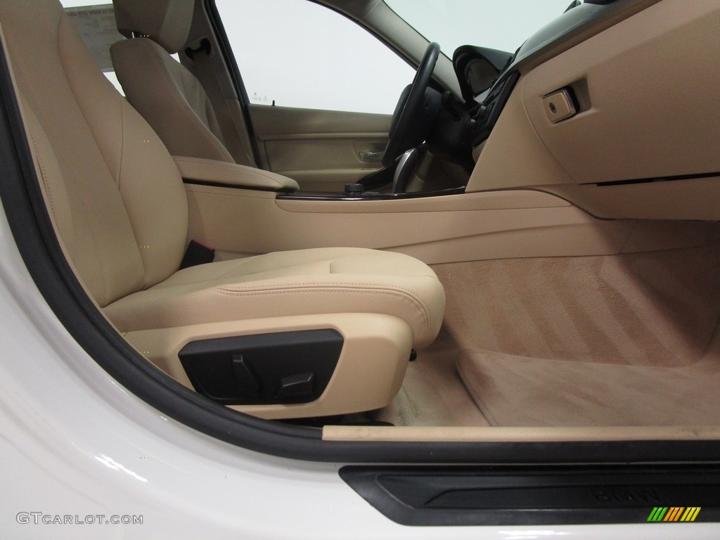 2015 3 Series 320i xDrive Sedan - Alpine White / Venetian Beige photo #18