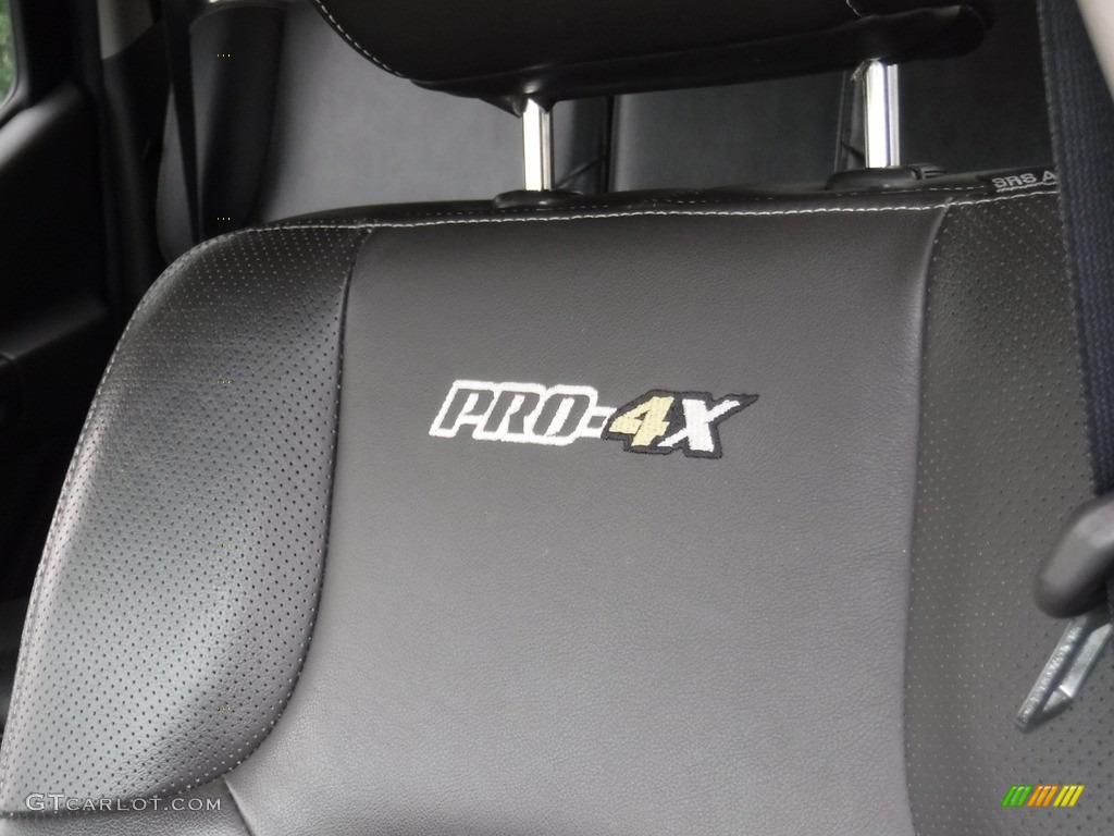2013 Xterra Pro-4X 4x4 - Night Armor / Pro-4X Gray/Steel photo #10