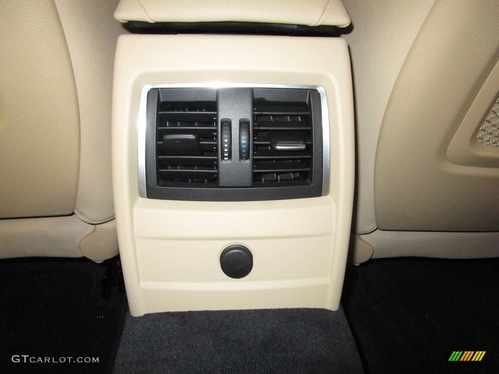2018 3 Series 330i xDrive Sedan - Alpine White / Venetian Beige photo #21