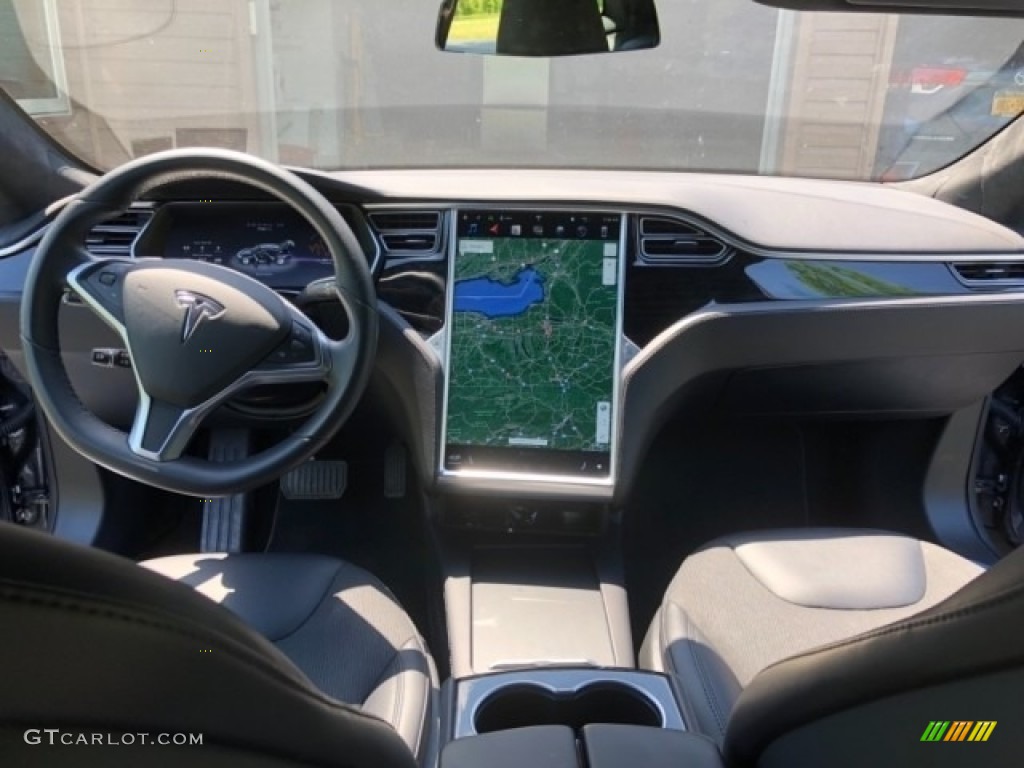 2016 Tesla Model S 75D Dashboard Photos