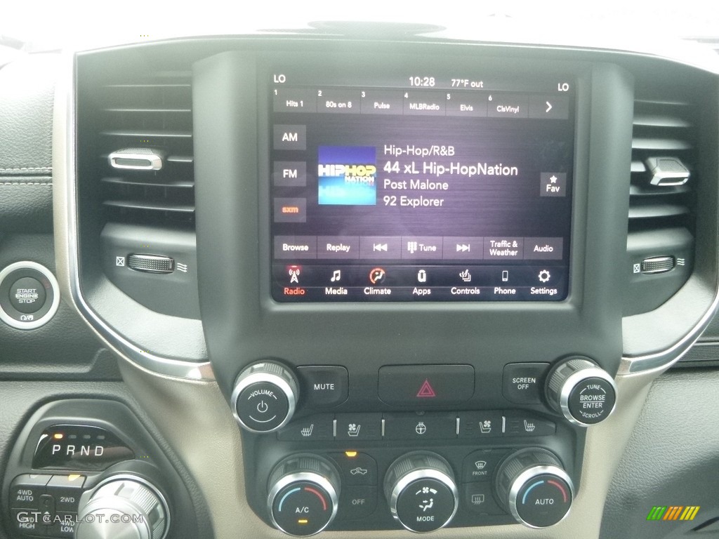 2019 1500 Laramie Crew Cab 4x4 - Granite Crystal Metallic / Black photo #17