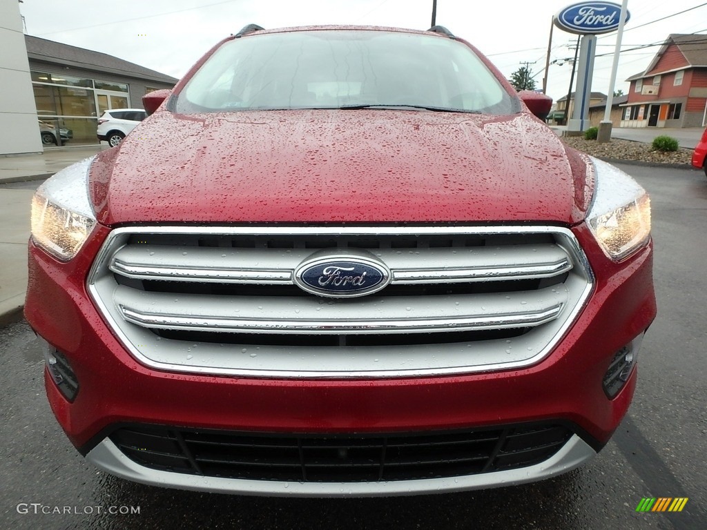 2018 Escape SE 4WD - Ruby Red / Charcoal Black photo #2