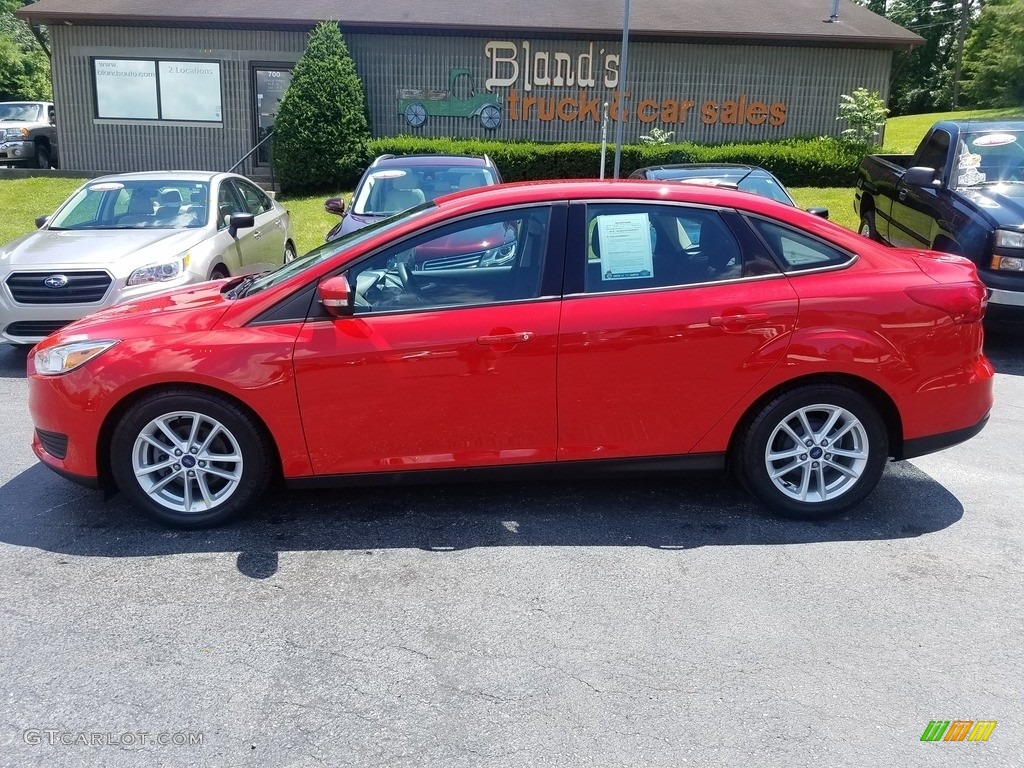2015 Focus SE Sedan - Race Red / Charcoal Black photo #1