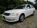 Diamond White Pearl 2003 Toyota Avalon XLS