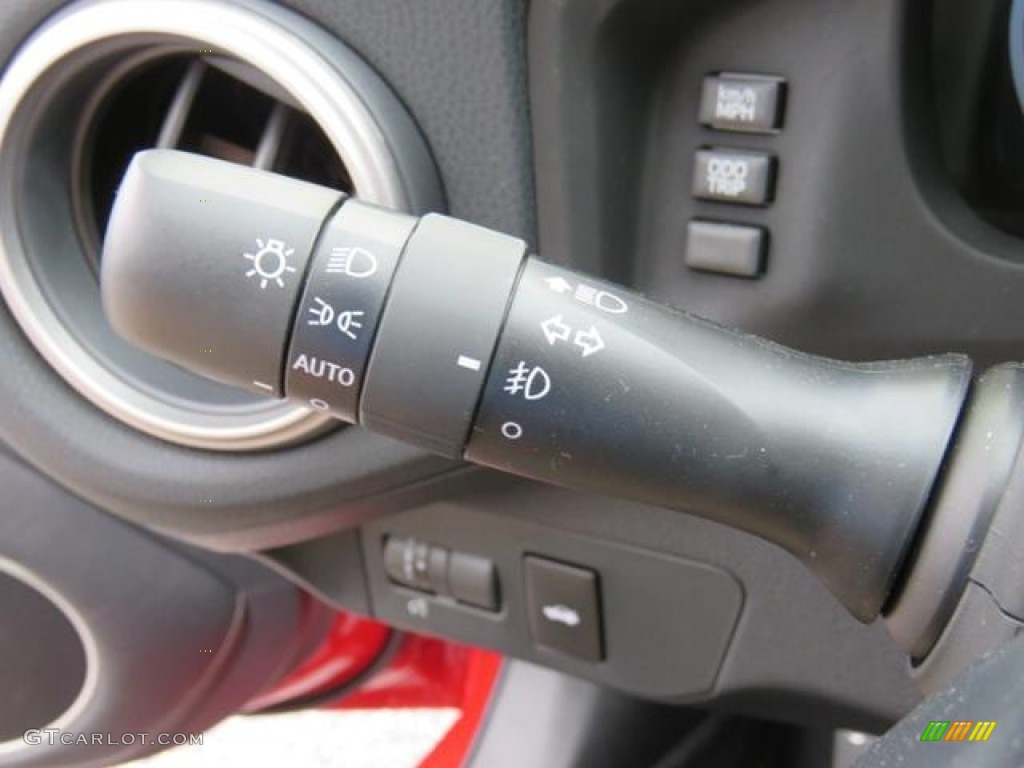 2018 Toyota 86 GT Controls Photo #127950689